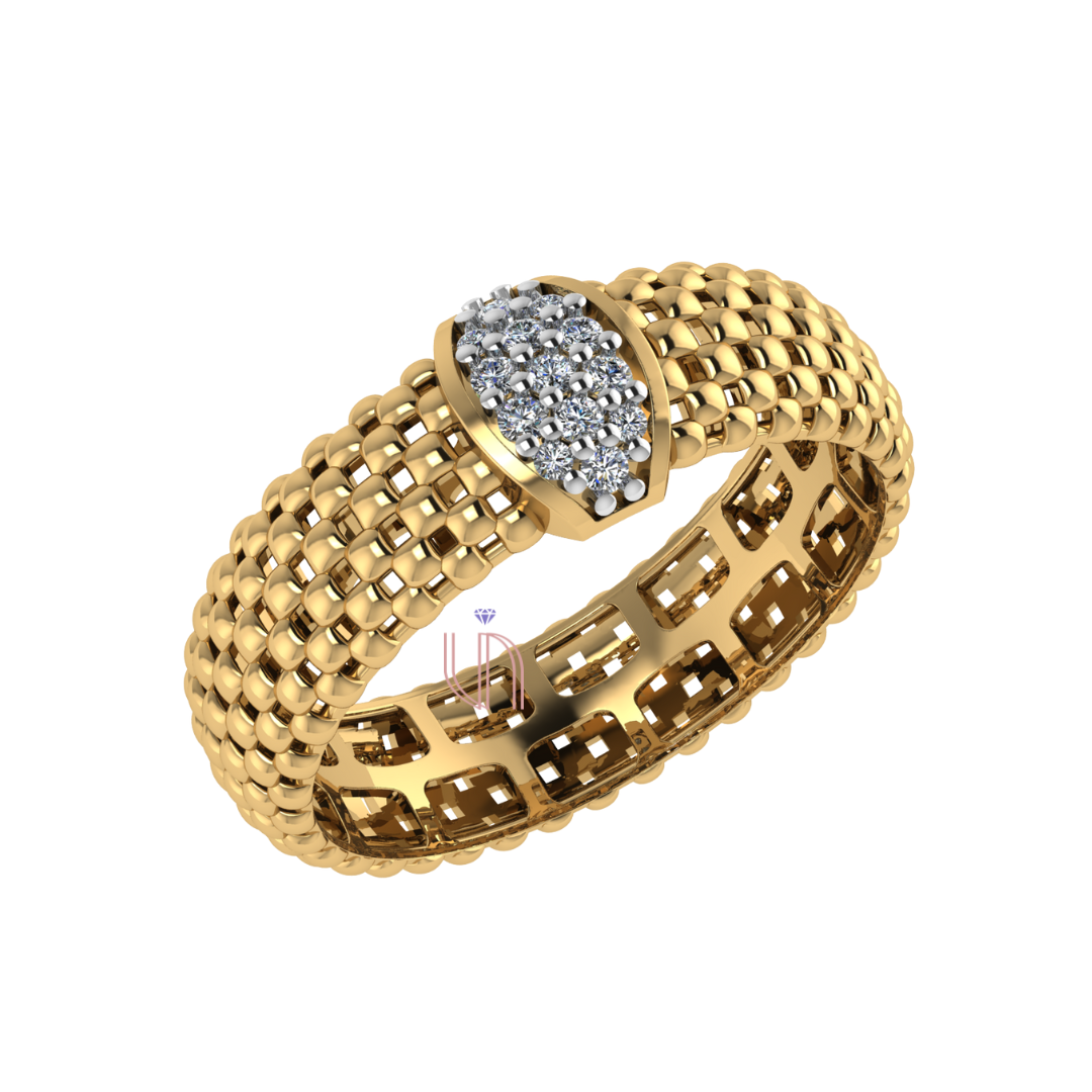 Anel Texturas em Ouro Amarelo 18k com Pavê Oval de Diamantes